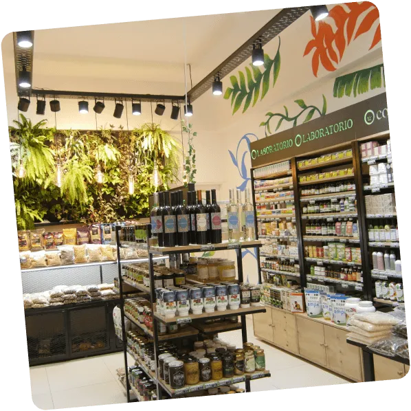 Coquito's Natural Market - Estanterías y granel